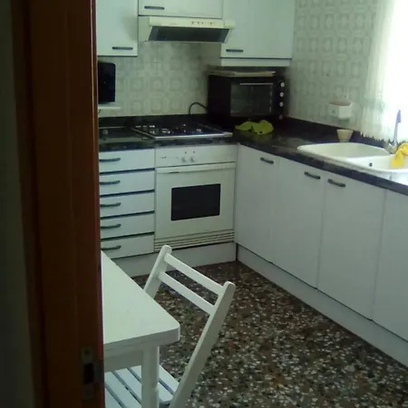 Apartment House With 3 Bedrooms In Gandia, With Furnished Terrace - 700 M From T *